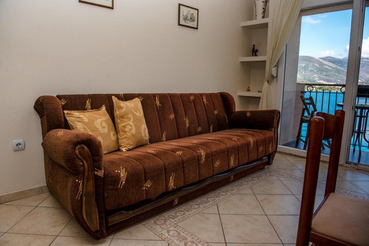 טיווט Apartments Klakor Ps מראה חיצוני תמונה