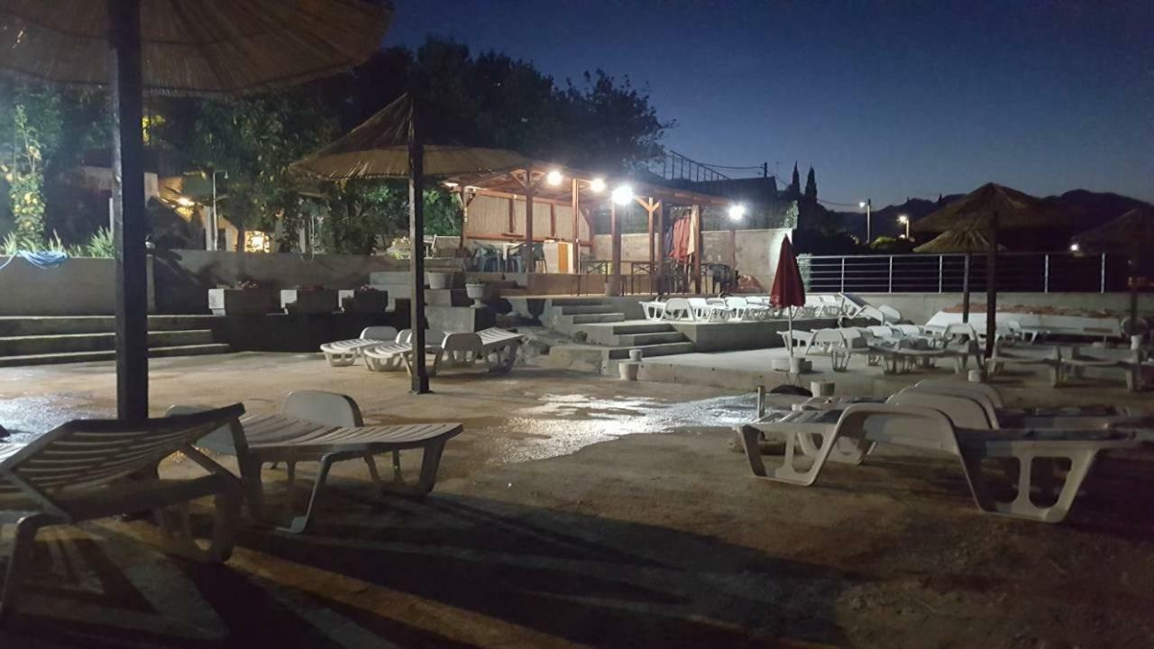 טיווט Apartments Klakor Ps מראה חיצוני תמונה